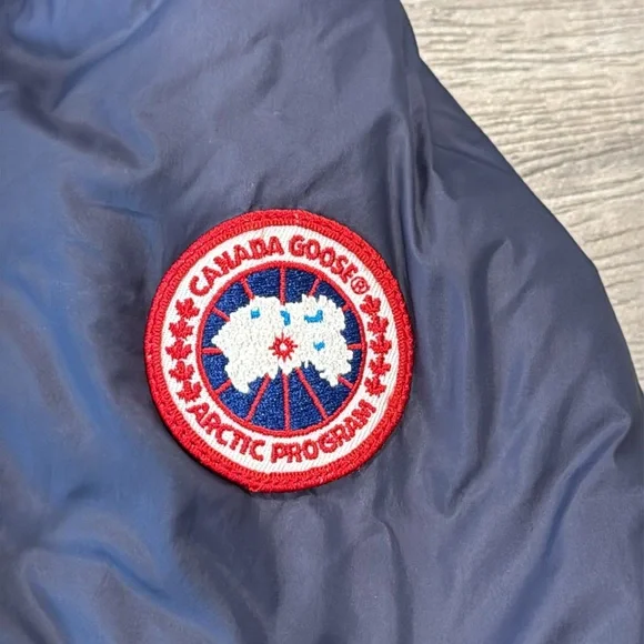 Canada Goose Ellison Packable Down Coat Navy Blue Hooded Jacket Sz S Womenโs - Picture 13 of 16